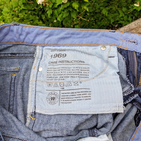 Gap 1969 Flare Jeans - Picture 8 of 8